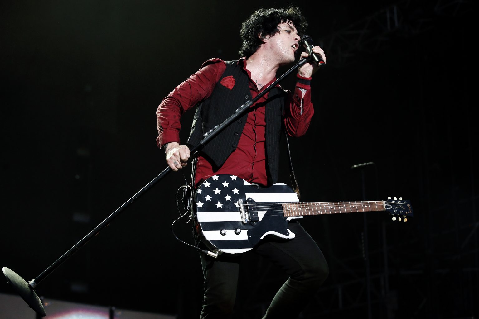 Green Day’s <b>Billie</b> Joe Armstrong Is To Release New Cover Album.