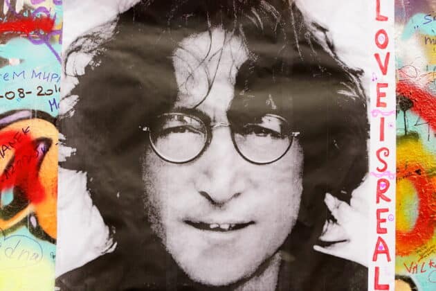 John Lennon Album Signed For His Murderer Mark Chapman For Sale
