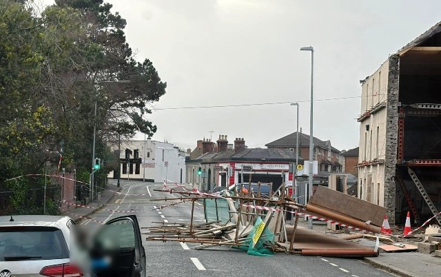 Dublin Fire Brigade @DubFireBrigade StormEowyn Lwr Kimmage Rd Harolds Cross