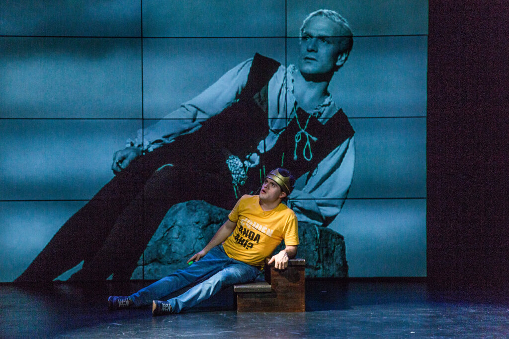 Hamlet Image Credit Teatro La Plaza