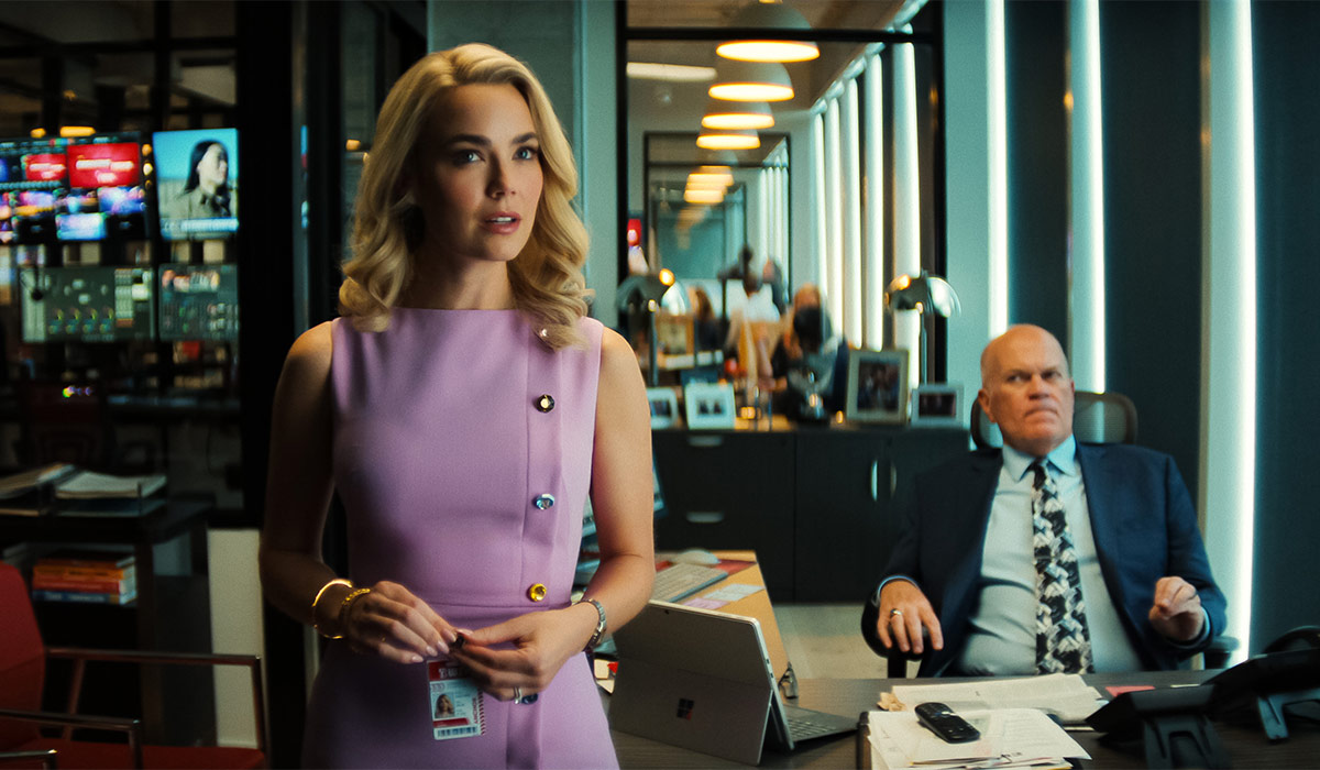 His & Hers. (L to R) Rebecca Rittenhouse as Lexi and Mike Pniewski as Jim Pruss. Pic: Netflix